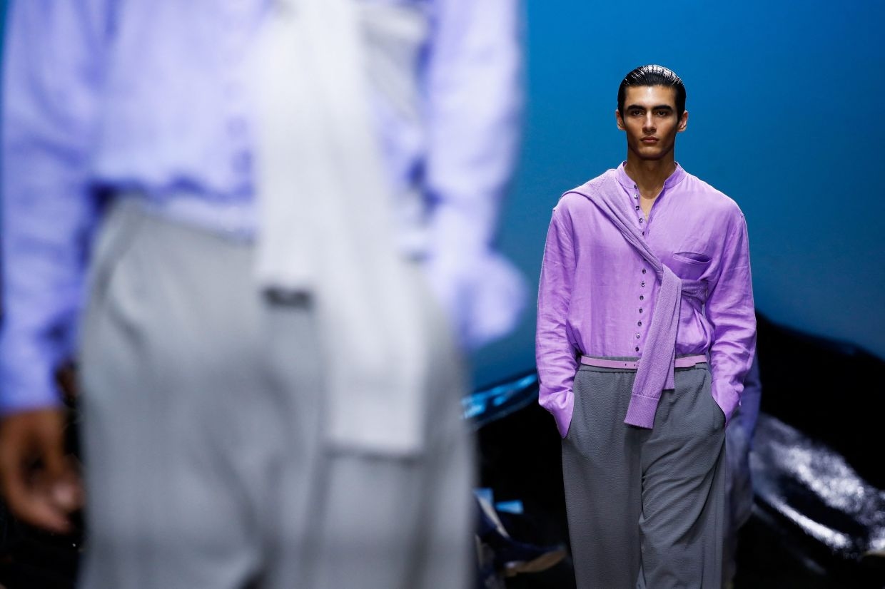 Though absent, Giorgio Armani's vision still comes to life at Milan Fashion Week