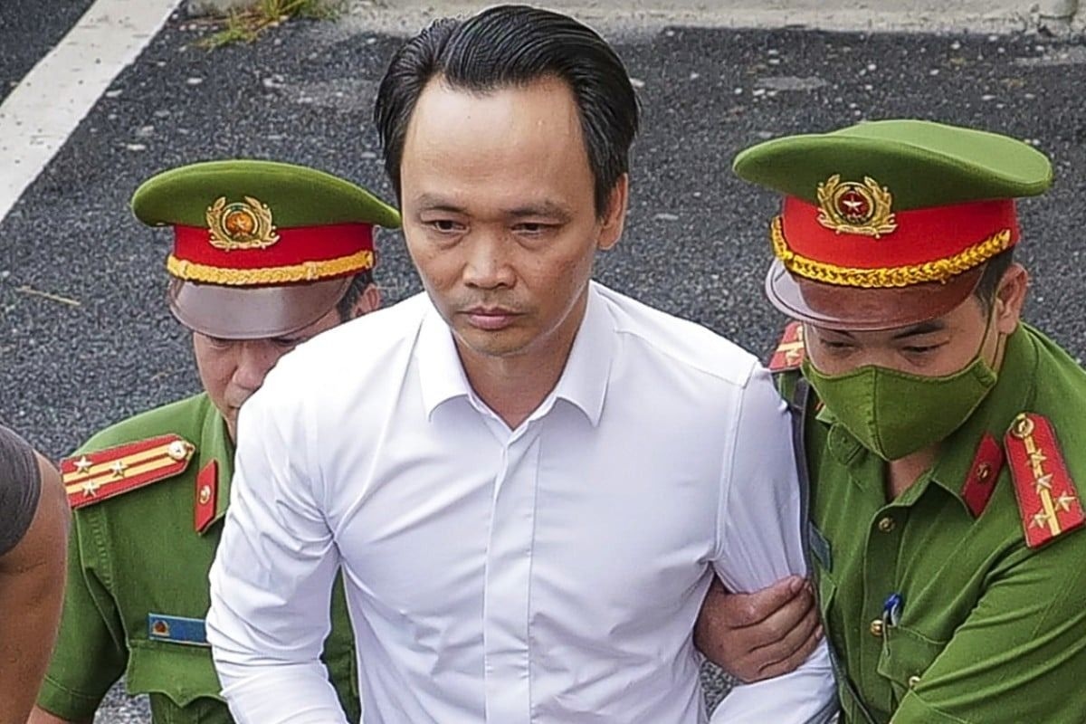 Stock fraud: Vietnamese tycoon's jail term reduced