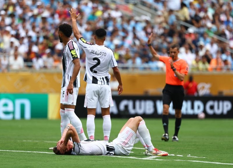 Soccer-Juventus defender Savona out of Club World Cup with ankle injury