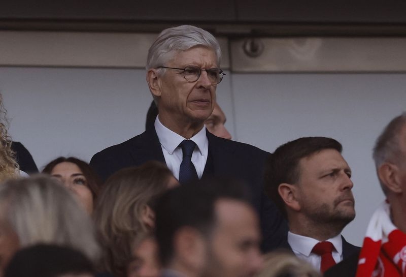Soccer-FIFA's Wenger promises better pitch quality at 2026 World Cup