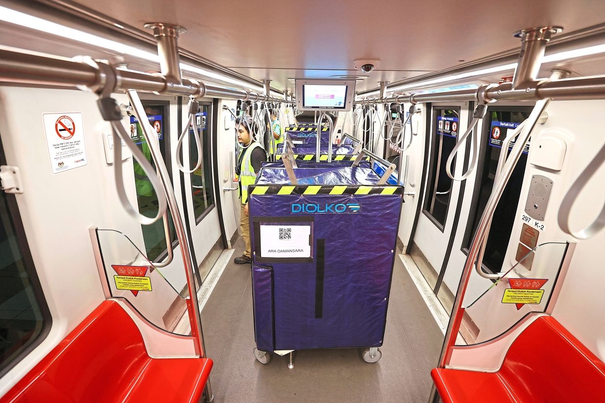 Transporting packages via LRT in Klang Valley