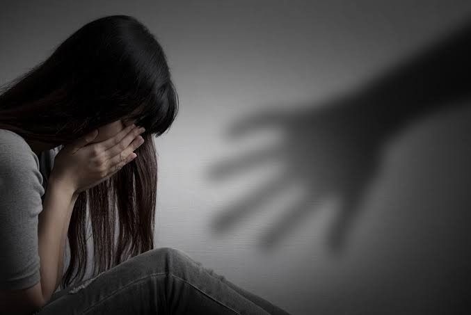 Teacher ordered to enter defence for sexual assault of student