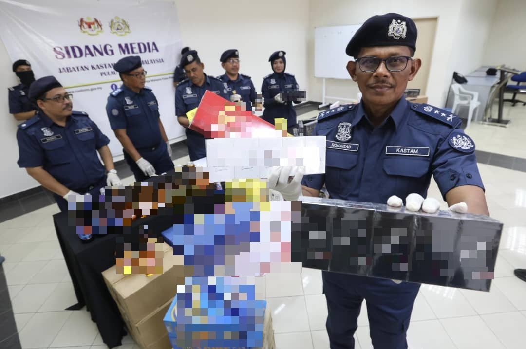 Penang Customs raids yield RM2.67mil in ciggies, alcohol