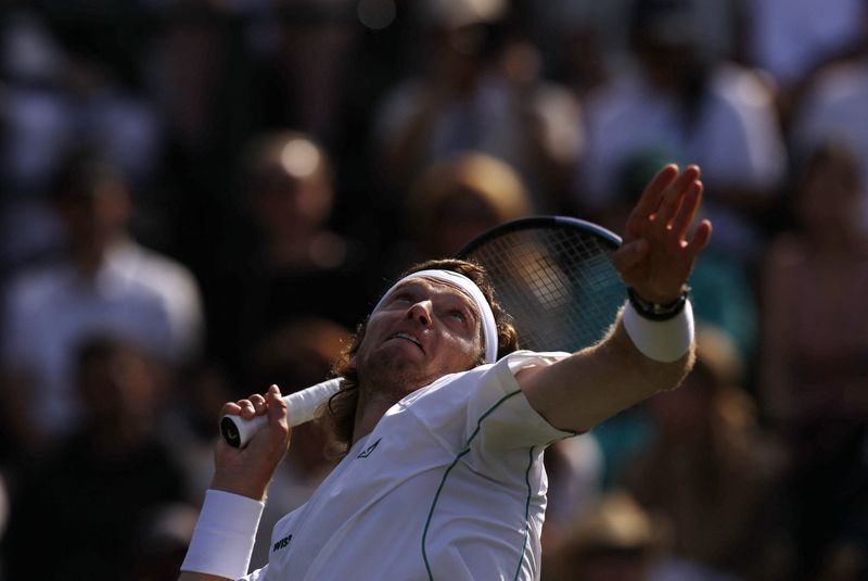 Tennis-Big hits, small margins as Rublev rethinks grasscourt game