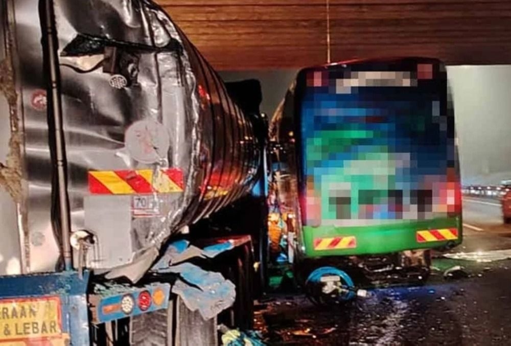 Indonesians in Johor bus crash had just landed at KLIA
