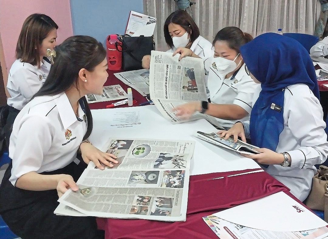 Teachers embrace fun newspaper lessons
