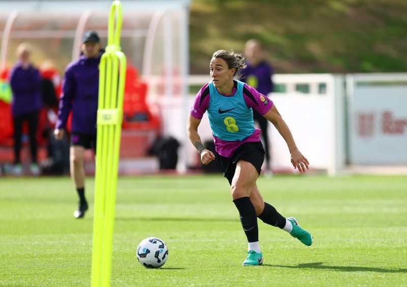 Soccer-England are far from the team that were once in France's shadow, says Bronze