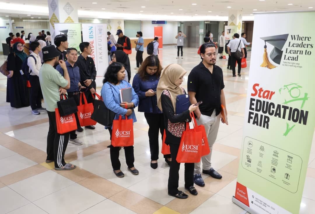 Students, parents throng Star Education Fair 2025 in JB