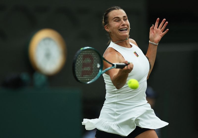 Tennis-Sabalenka stands tall, Norrie survives to reach Wimbledon quarter-finals