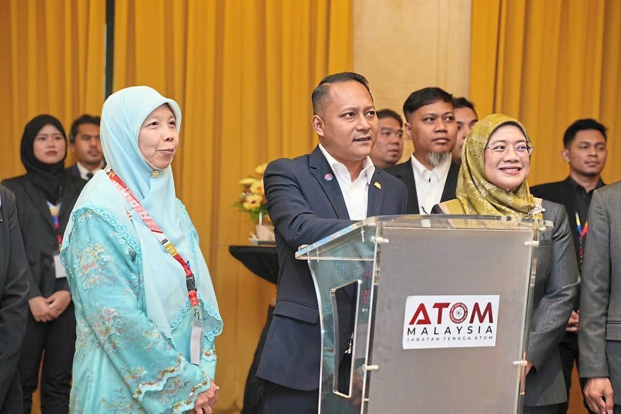 Keeping illegal imports of radioactive material in check