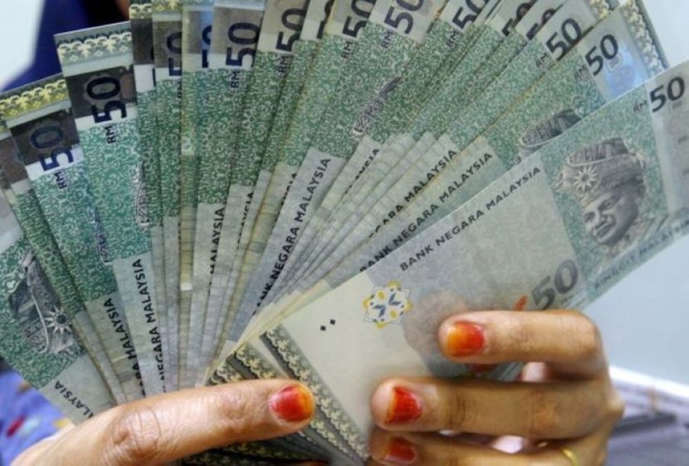 Ringgit opens lower on cautious sentiment after US tariff policy update