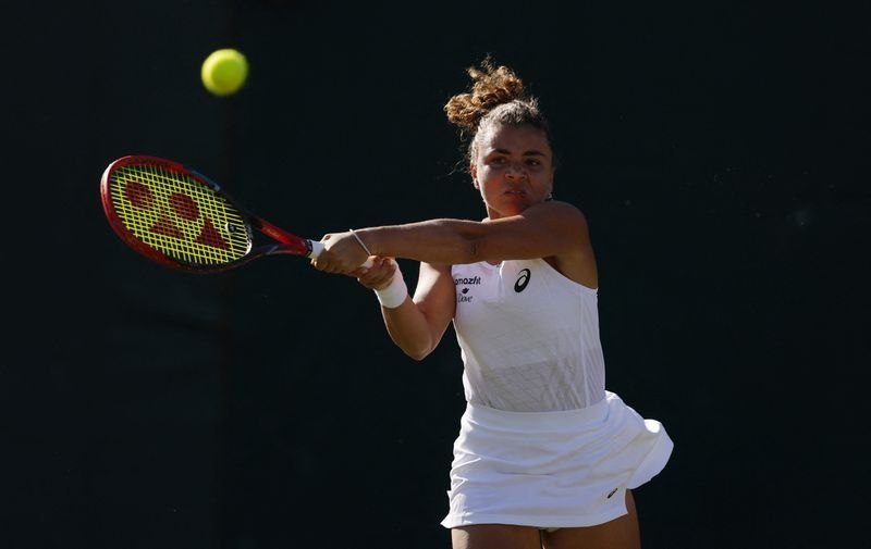 Tennis-Paolini parts ways with coach after early Wimbledon exit