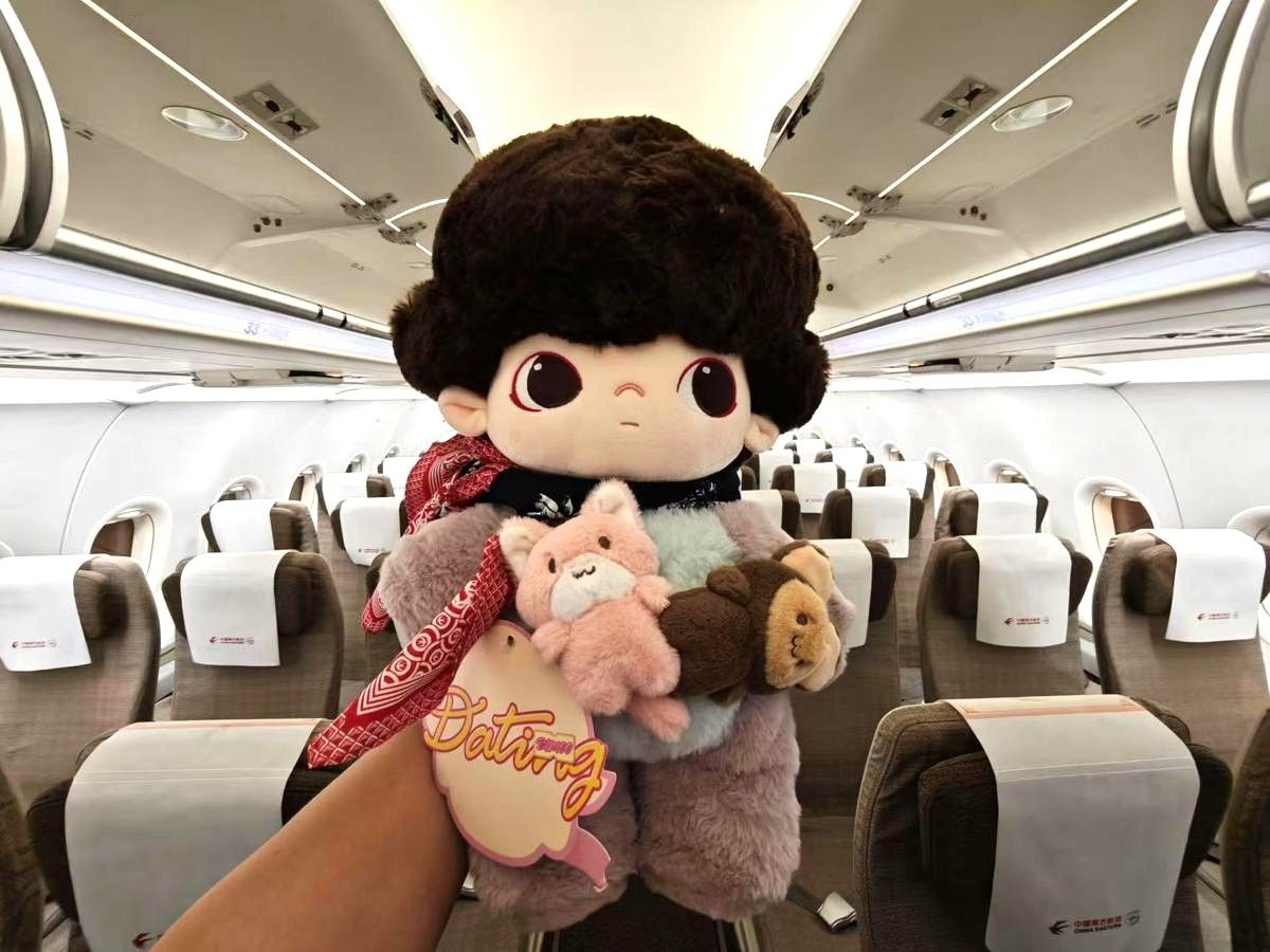 Pop Mart plane makes debut flight to celebrate China-Thailand anniversary