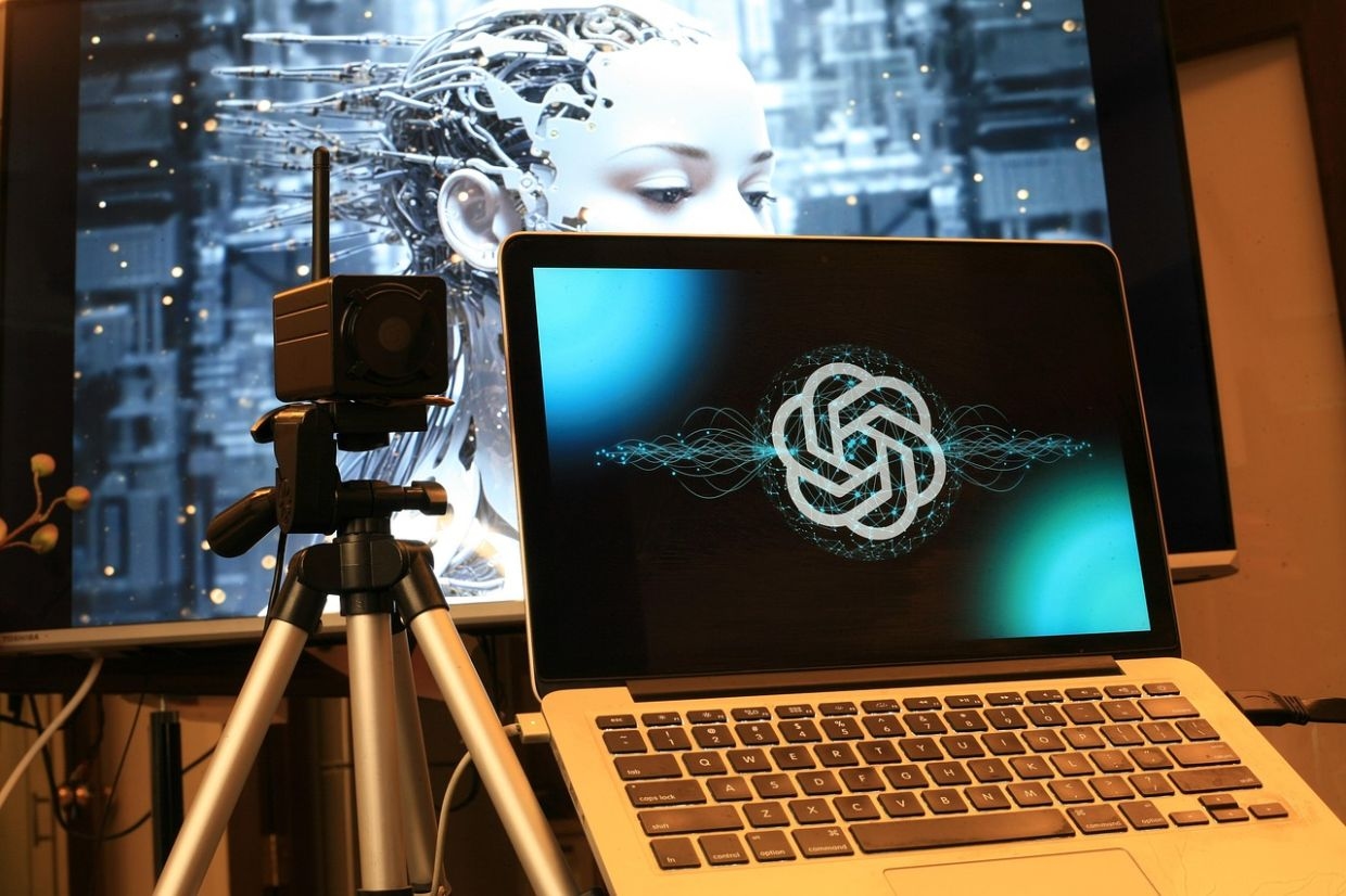 Study: AI needs to be smaller, reduce energy footprint