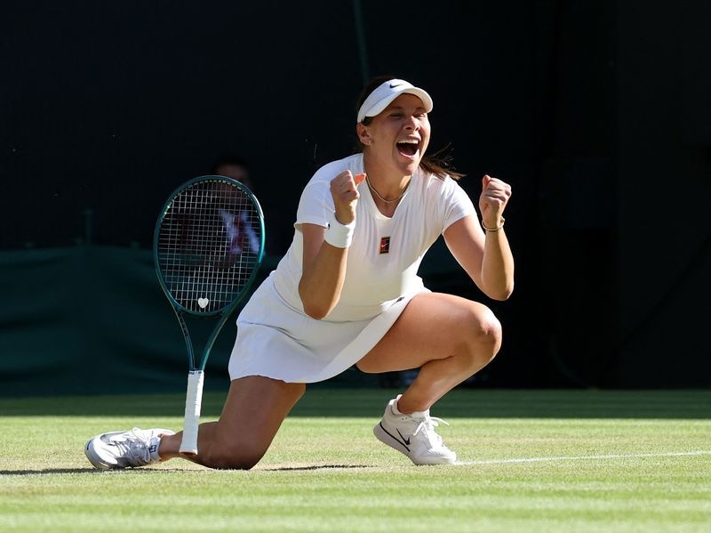 Tennis-Anisimova weathers Pavlyuchenkova fightback to reach Wimbledon semis