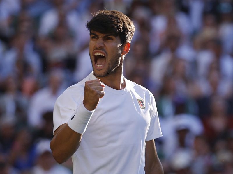 Tennis-Alcaraz blazes past Norrie into Wimbledon semi-finals