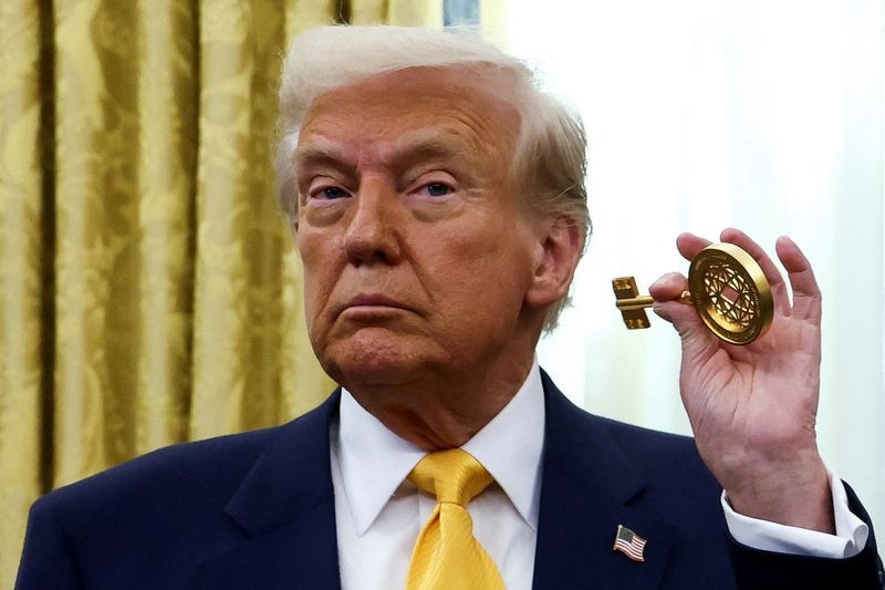 Soccer-Trump to attend Club World Cup final, FIFA opens office in Trump Tower
