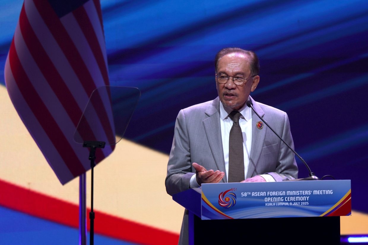 Asean foreign, economic ministers must unite in facing tariff threat, says Anwar