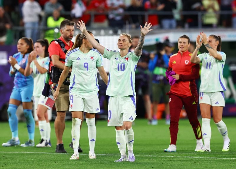 Soccer-Fishlock goal gives Welsh boost at Women's Euros
