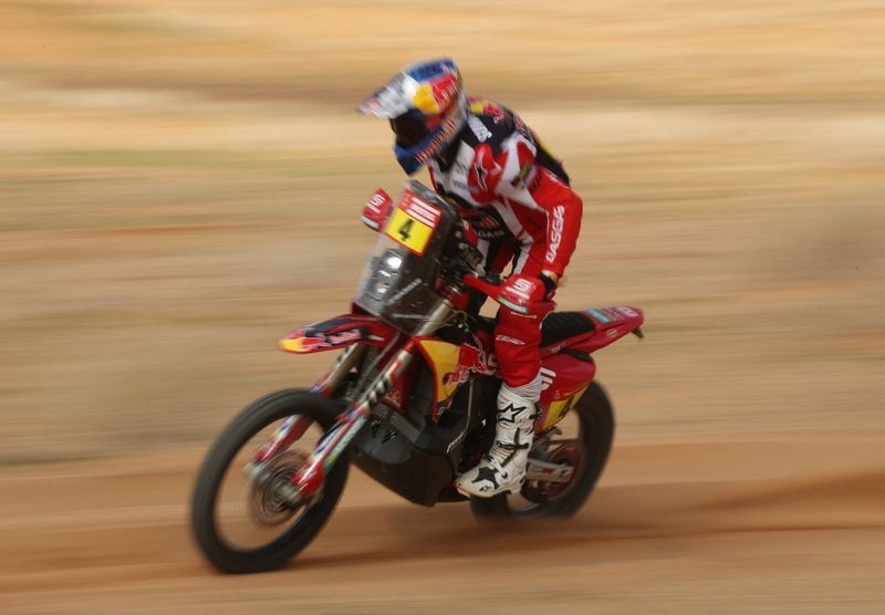 Motorcycling-Double Dakar winner Sunderland chasing round the world record