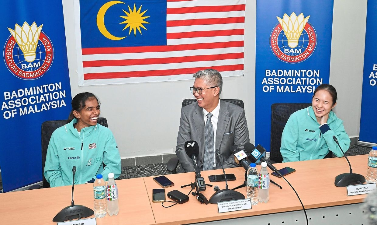 Top pair chase major titles
