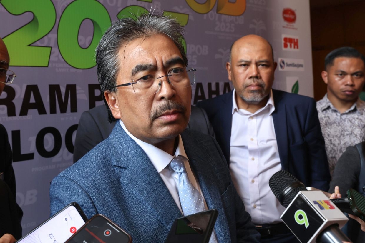 Johari to perform duties of Natural Resources and Environmental Sustainability Minister
