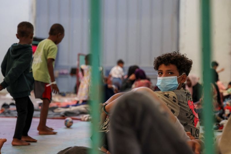 Greece passes North Africa asylum ban amid rights groups' opposition