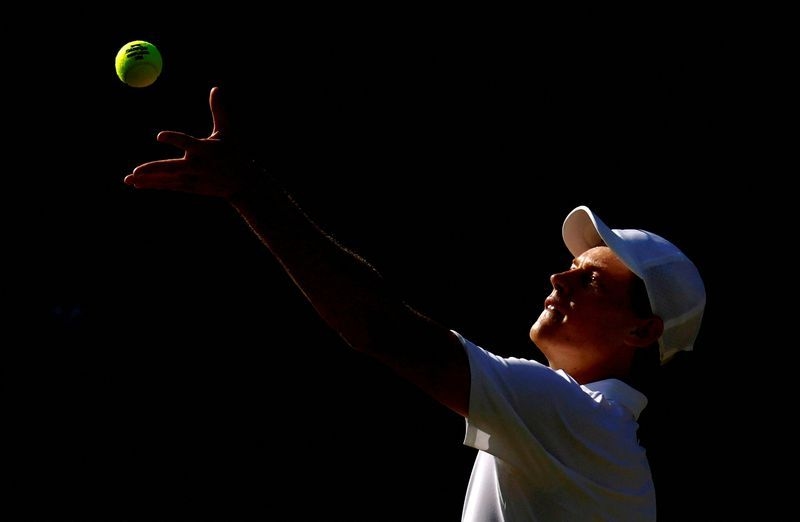 Tennis-Sinner seeks redemption, Alcaraz a three-peat in Wimbledon final showdown
