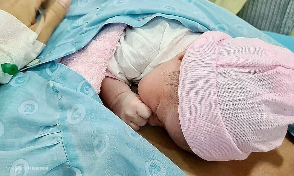 Vietnam's fertility rate drops to historic low; country now undergoing rapid ageing of the population, says govt