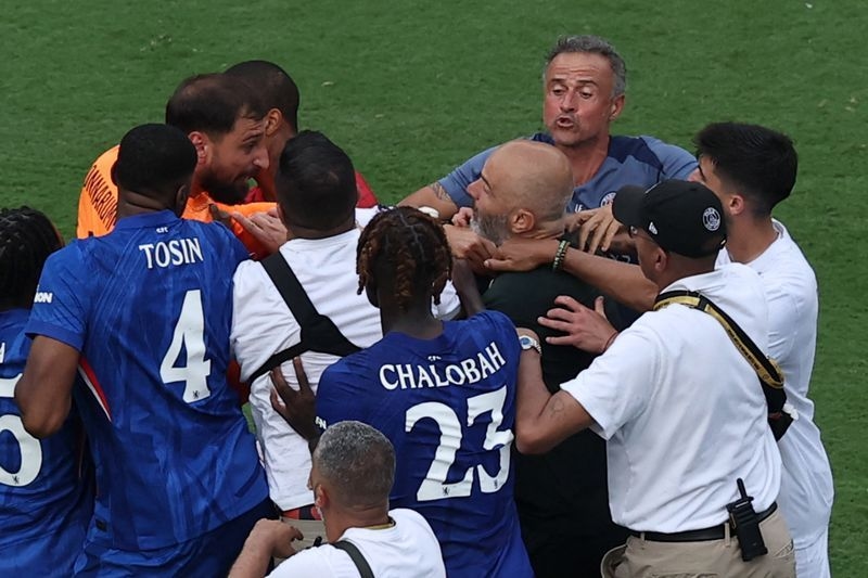 Soccer-Luis Enrique says he regrets post-match scuffle at Club World Cup final