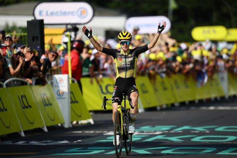 Cycling-Britain's Simon Yates wins Tour de France 10th stage