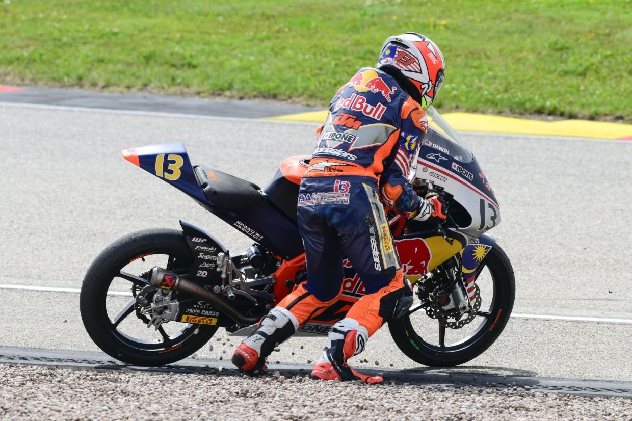 Hakim vows to keep fighting after falling flat in Germany