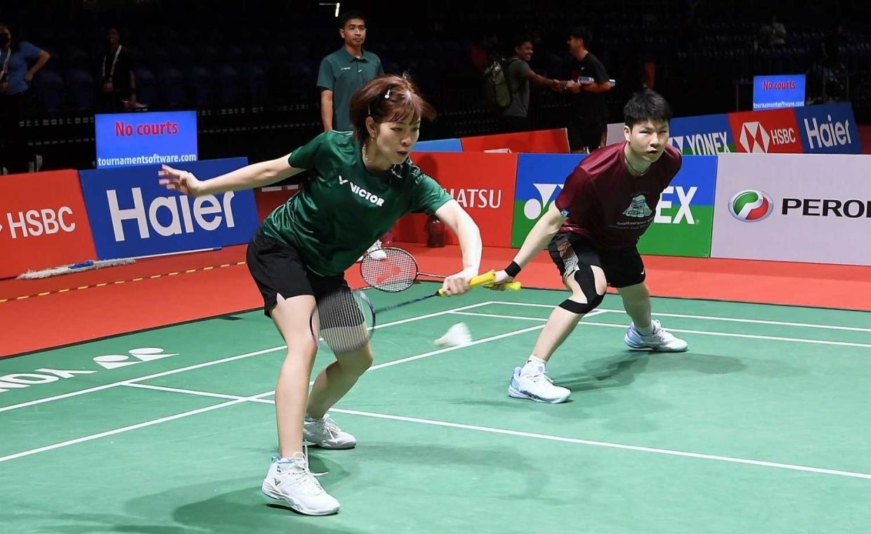 Three mixed pairs advance into second round in Japan Open