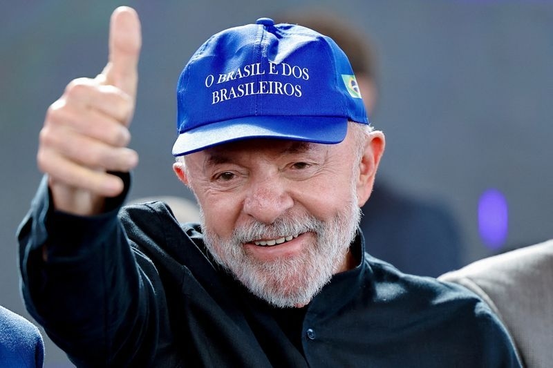 Lula's approval rating rises in Brazil after Trump threatens tariffs, poll shows