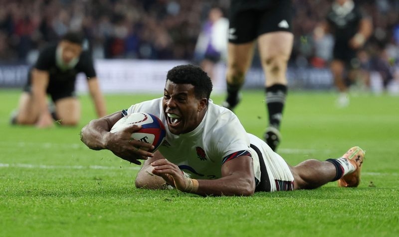 Rugby-Winger Feyi-Waboso returns for England against the United States