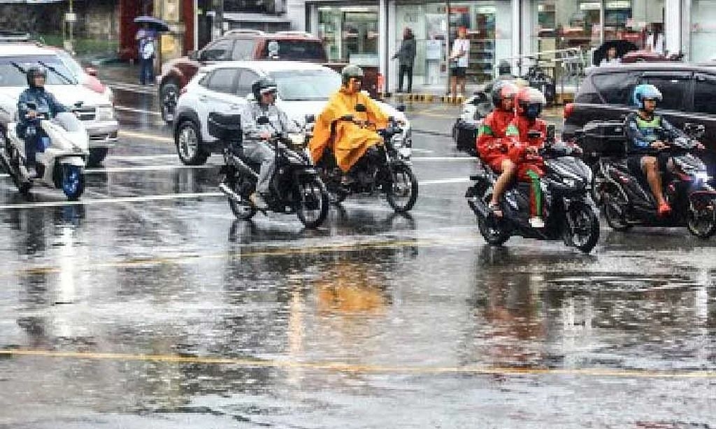 Some domestic flights in Philippines cancelled due to tropical storm Crising