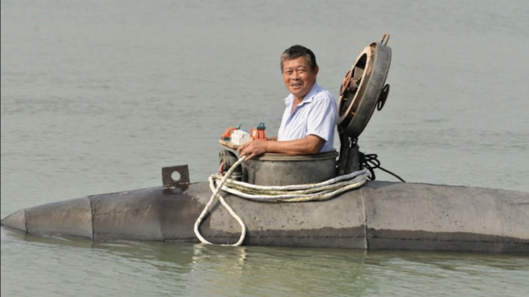 60-year-old farmer in Anhui province, China builds submarine by hand