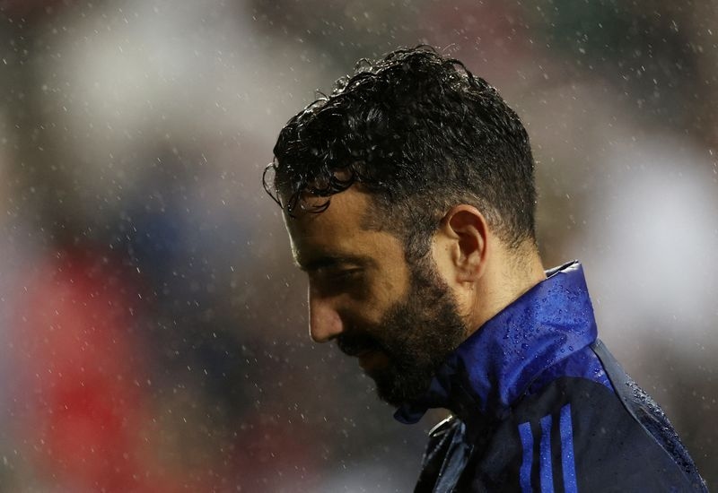 Soccer-Man Utd lack pace, says coach Amorim after pre-season draw with Leeds
