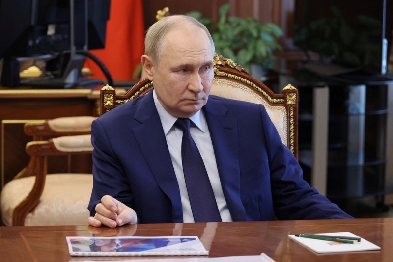 Kremlin says Putin is ready to discuss peace in Ukraine but wants to achieve goals