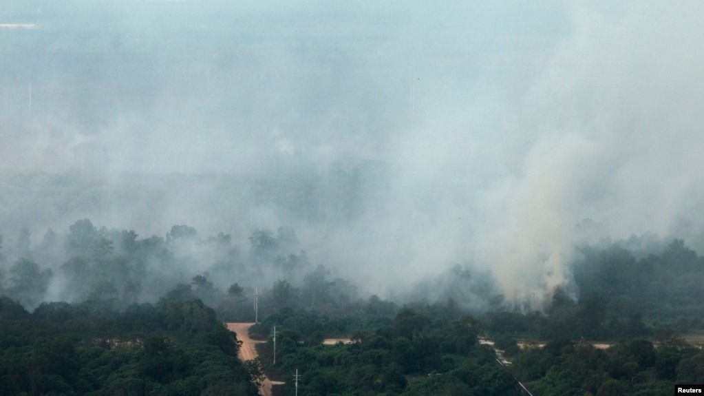 Indonesia begins cloud seeding to tackle Riau haze and worsening forest-land fires