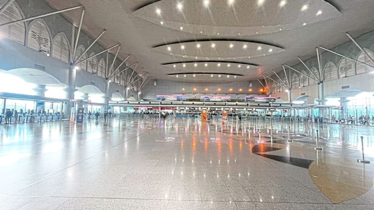 Disrupted autogates back in operation