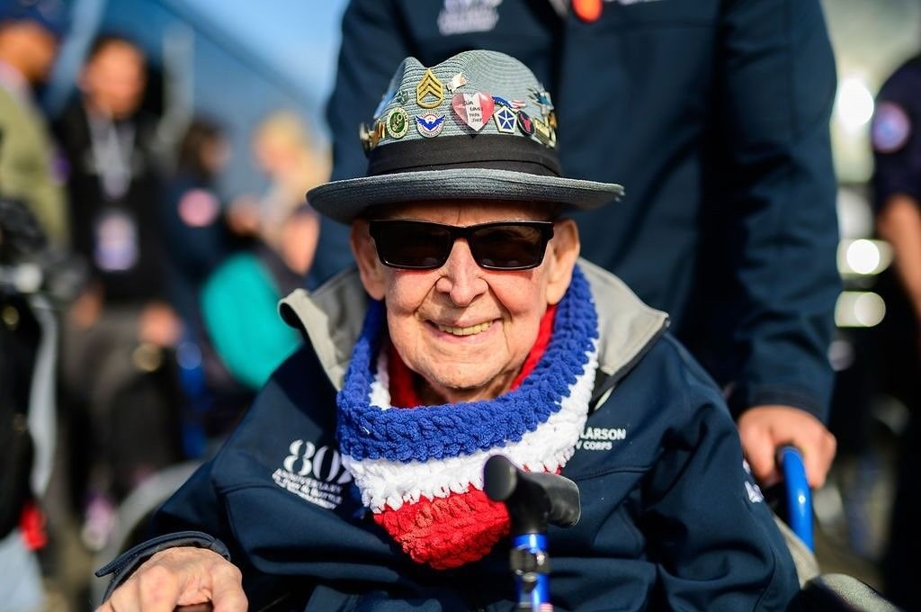 Jake Larson, US WWII veteran with 1.2 million TikTok followers, dies at 102
