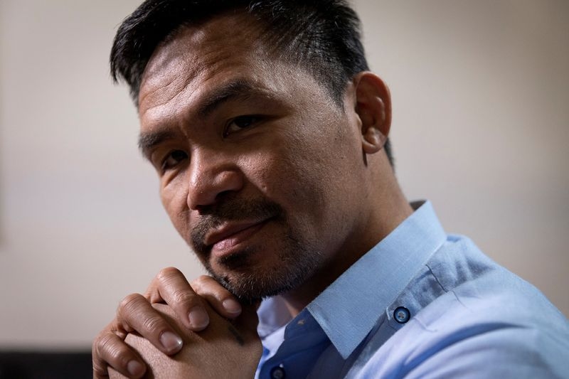 Boxing-Pacquiao latest boxer to risk legacy for lure of the ring