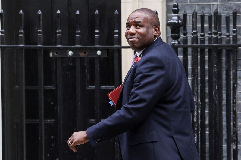 UK launches sanctions regime targeting people-smuggling gangs