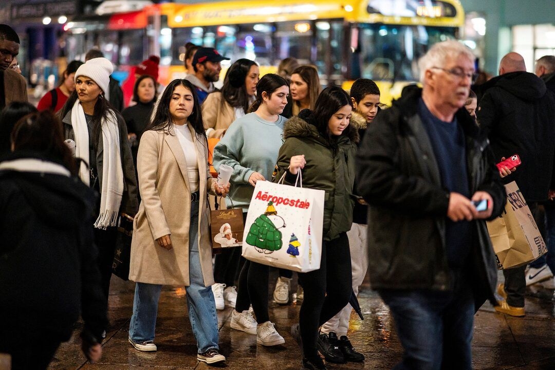 The global war on public holidays is too lazy