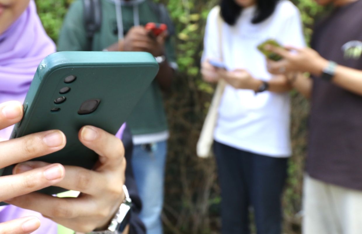 INTERACTIVE: Fake or fact? Only three in 10 Malaysians verify info online