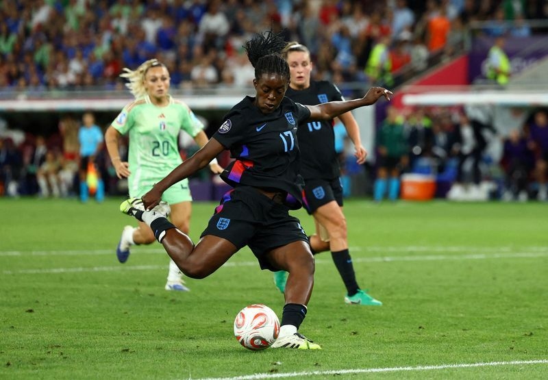 Soccer-England teammates sing praises of young saviour Agyemang