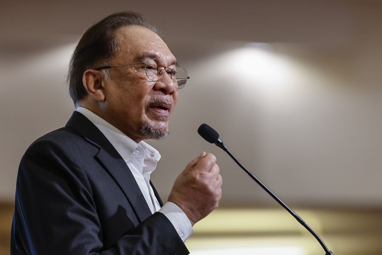 Don't belittle RM100 cash aid under Sara, says Anwar