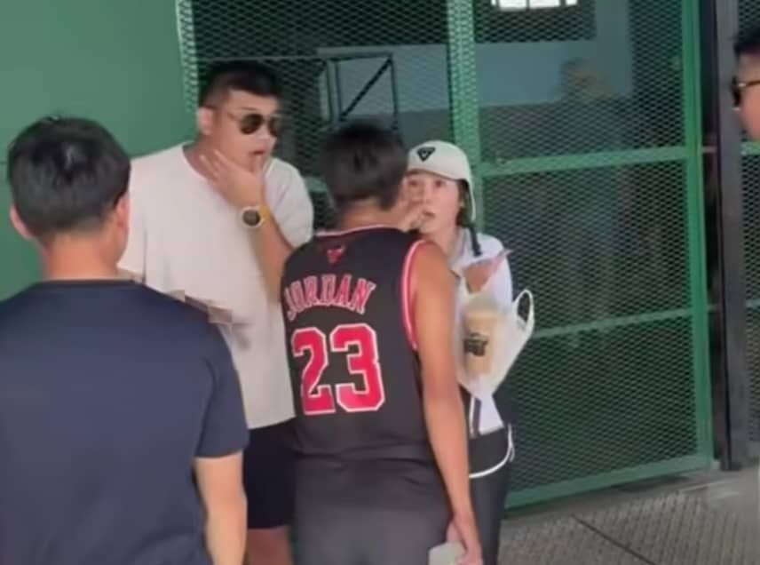 Dive instructor arrested for assaulting tourist over scuba tank incident