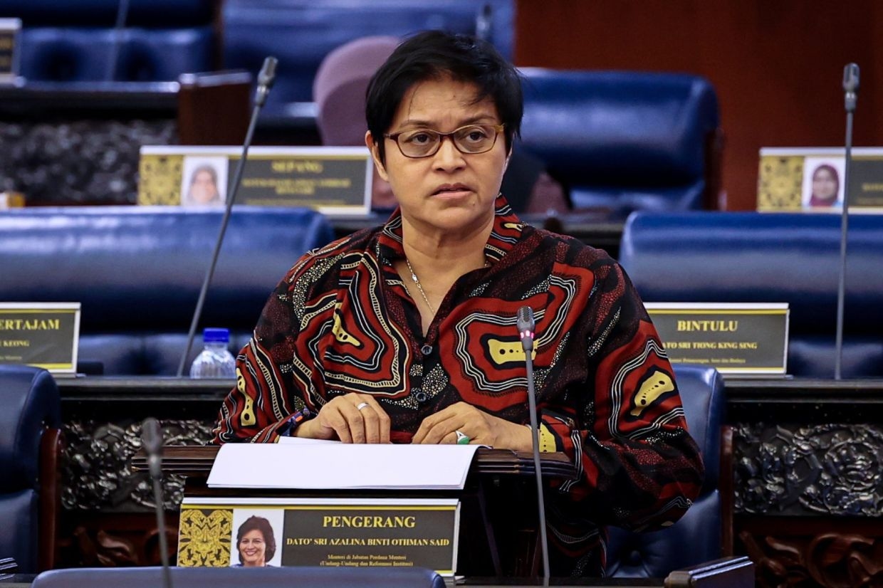 Govt to study, engage political parties over PM's two-term limit proposal, says Azalina